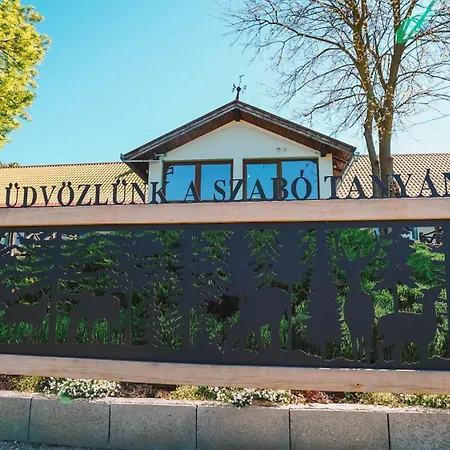 Szabo Tanya *